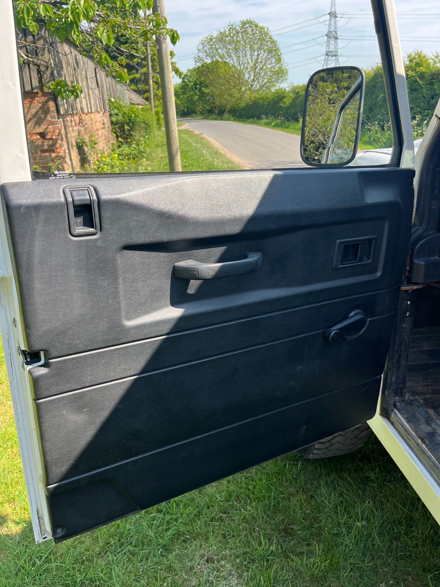Lot 30- Land Rover Defender 110 - Image 8