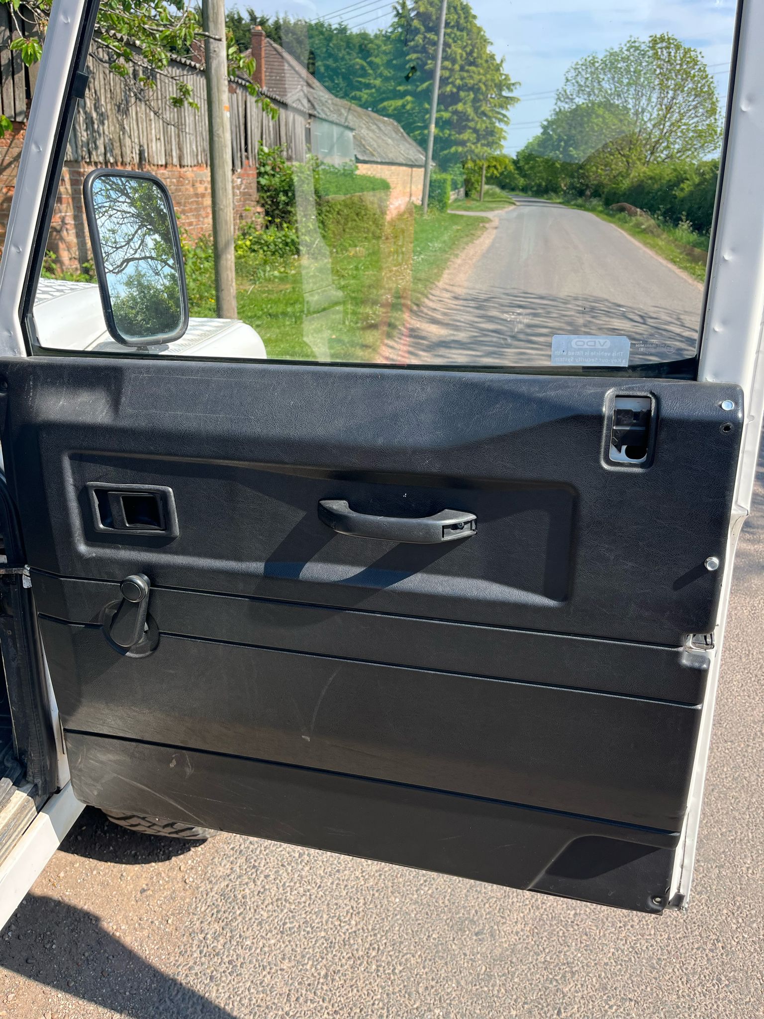 Lot 30- Land Rover Defender 110 - Image 6